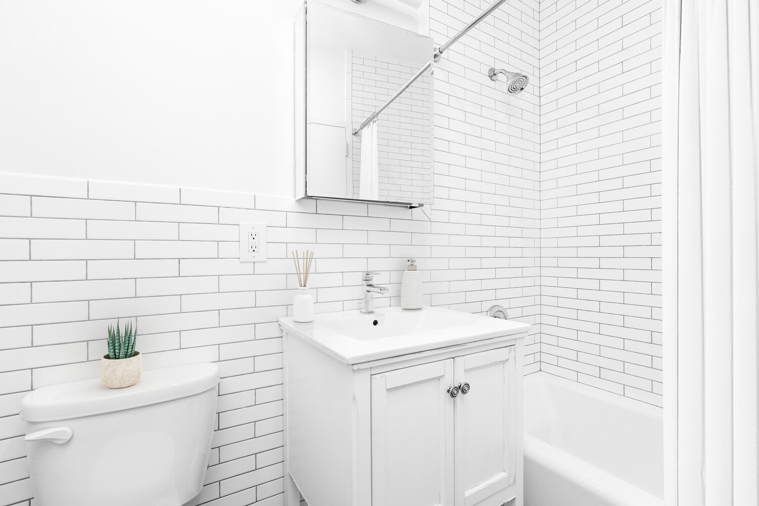 135-141 William Street, Apt 12B