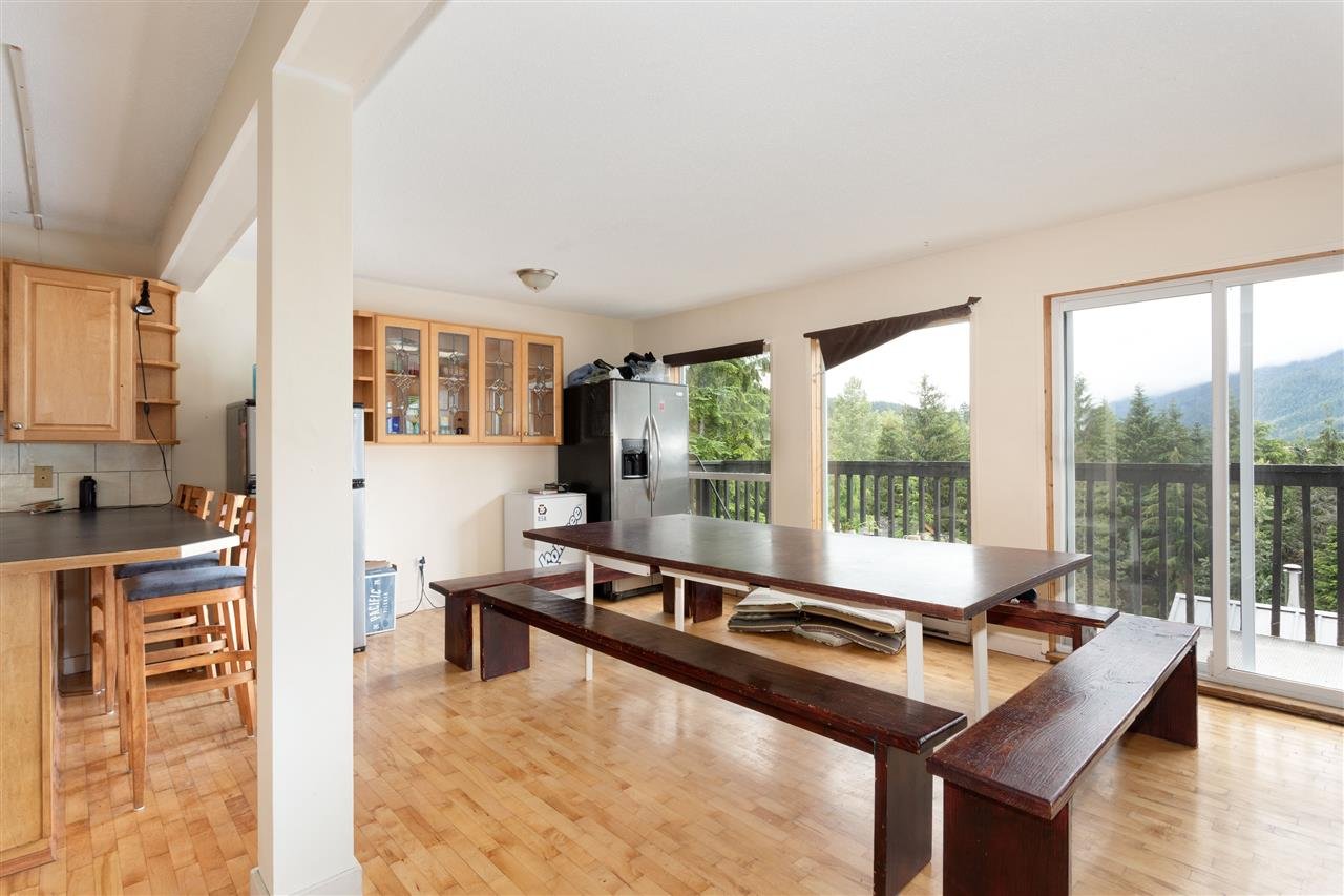 47-2322 Cayley Close