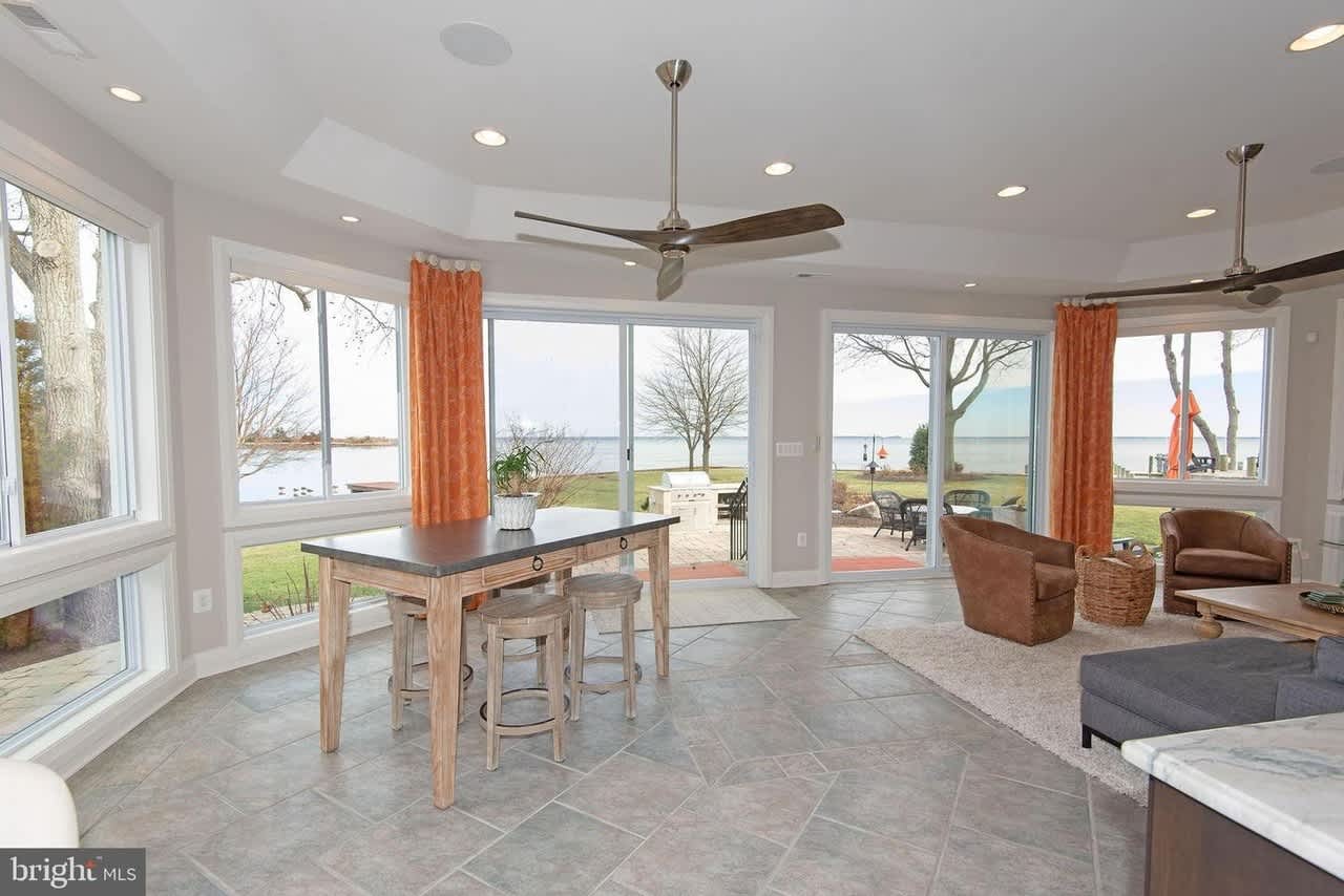 1502 Columbia Cove Ct