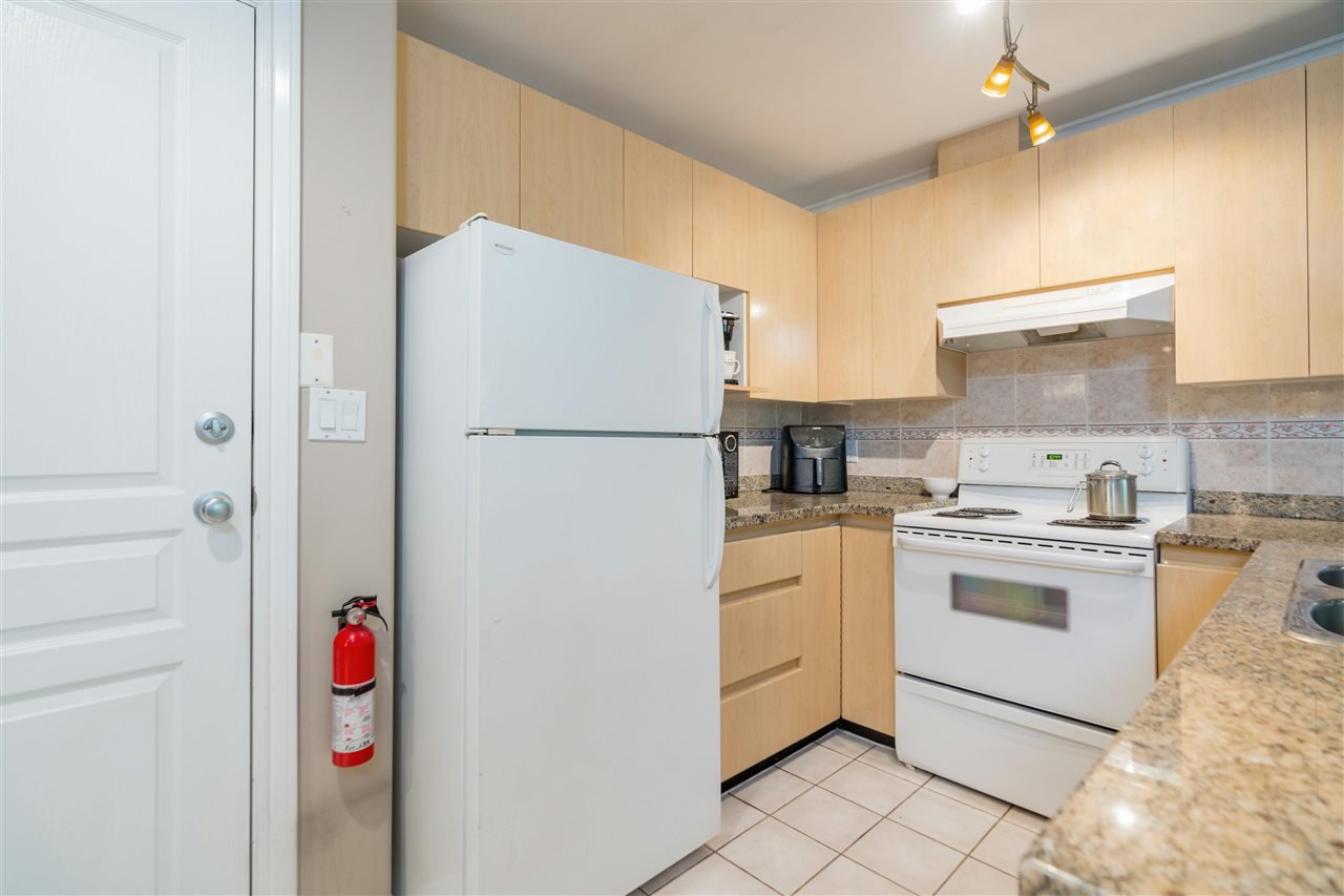205-8115 121a St