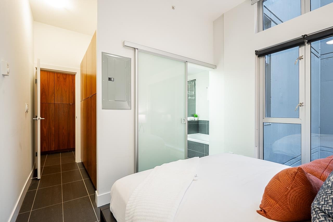 404-33 W Pender Street, Vancouver