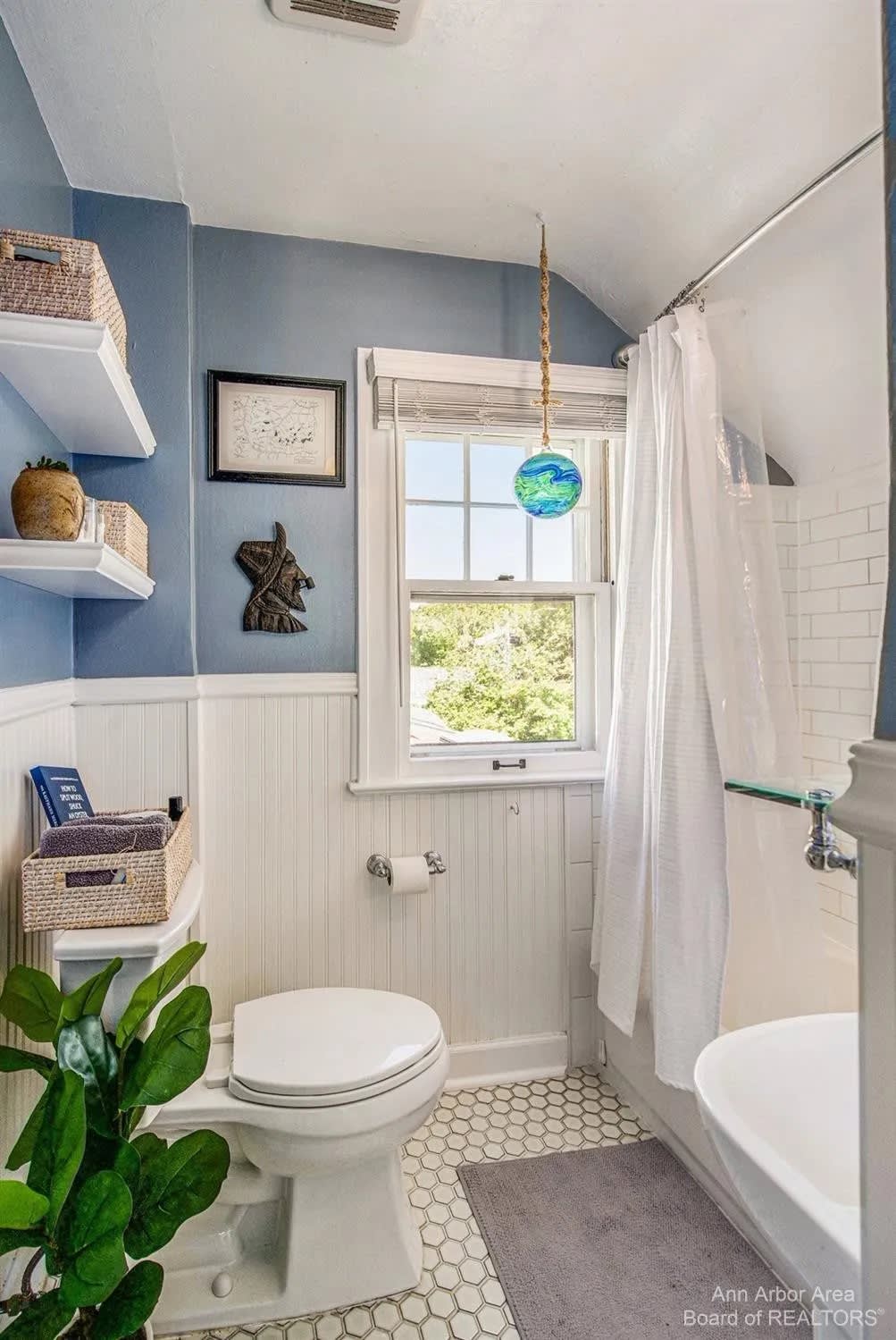 1309 Henry St, Ann Arbor, MI 48104