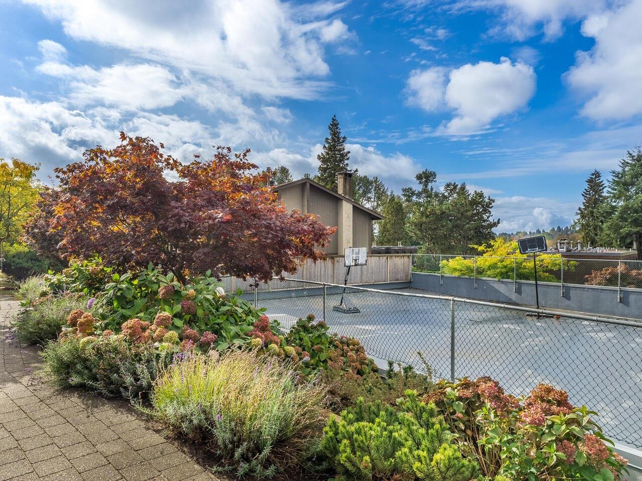 1053 Old Lillooet Road, North Vancouver
