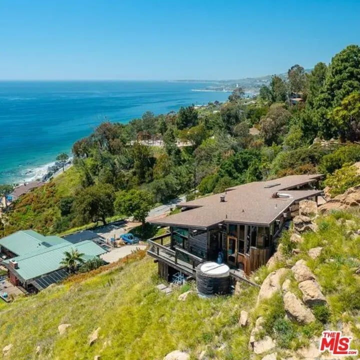 Rustic Malibu Mid Century, Architect Doug Rucker