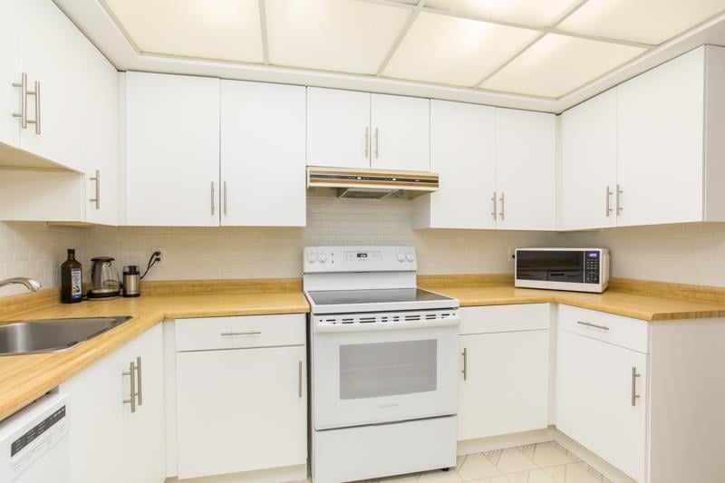 303-1340 Duchess Ave