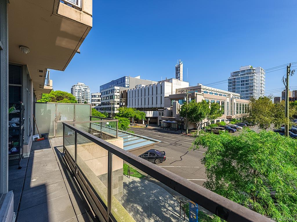 207-845 Yates St, Victoria