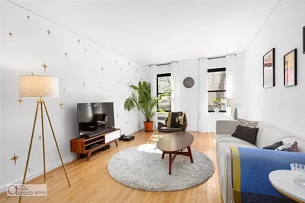 251 Seaman Ave Unit: 1A