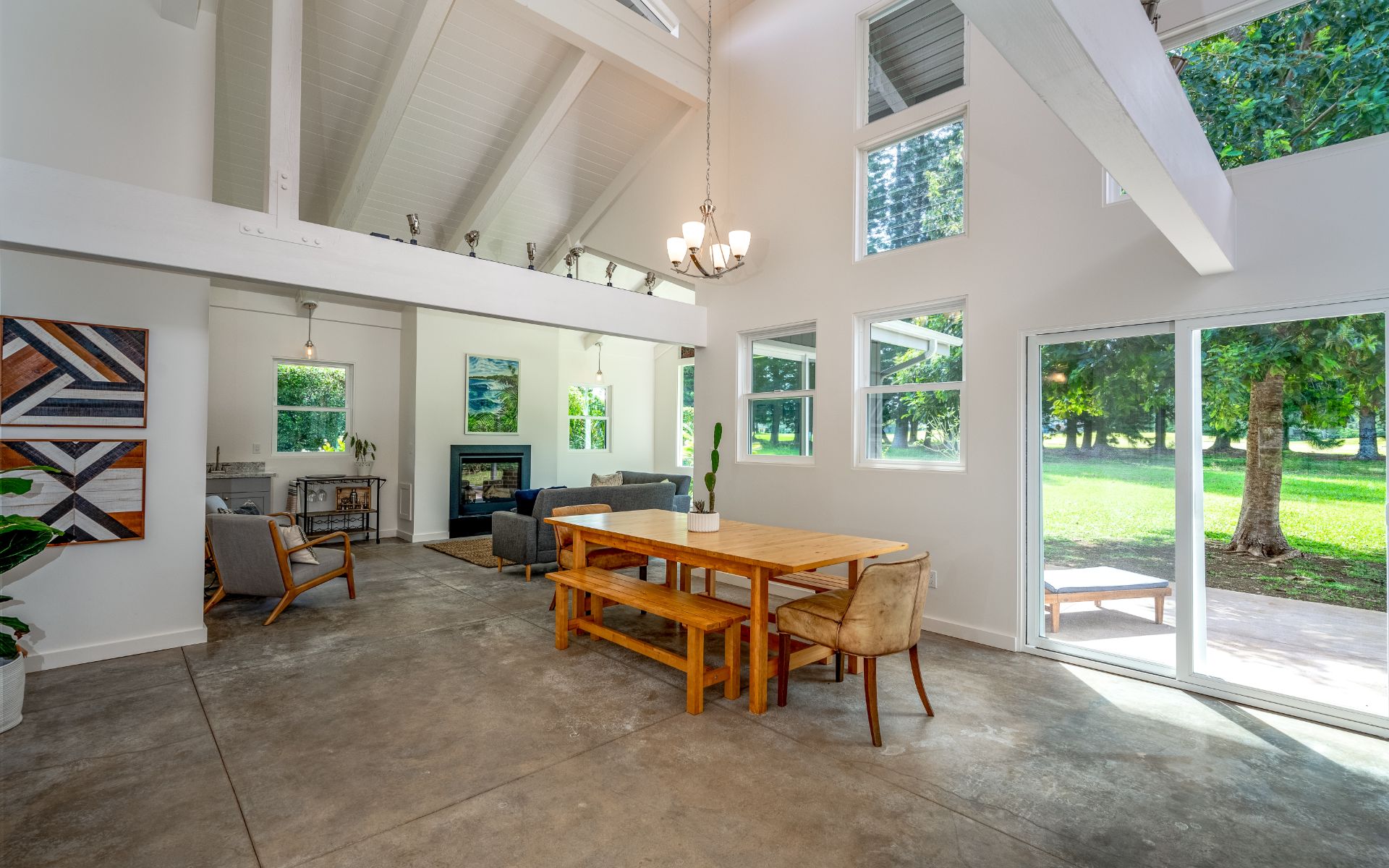 4157 Kamalani Ln