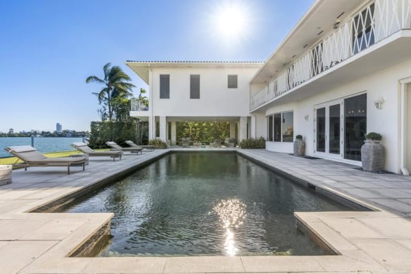 NY Businessman Buys Miami Beach Mansion to Live in While He Builds Another