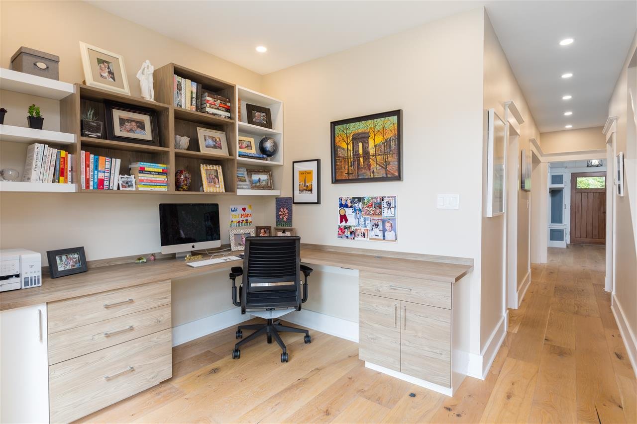 165 W Osborne Rd