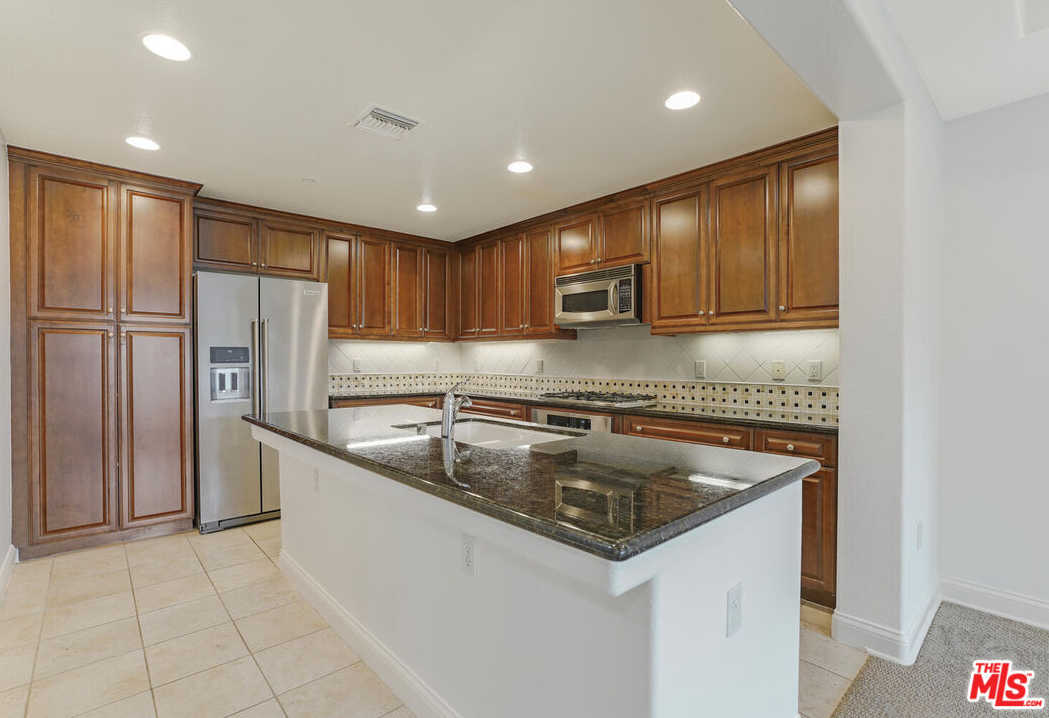 12975 AGUSTIN PL Apt 312