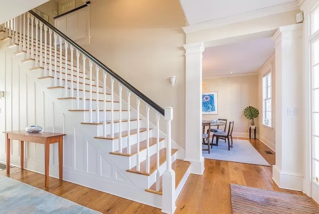 7 Vernon St
