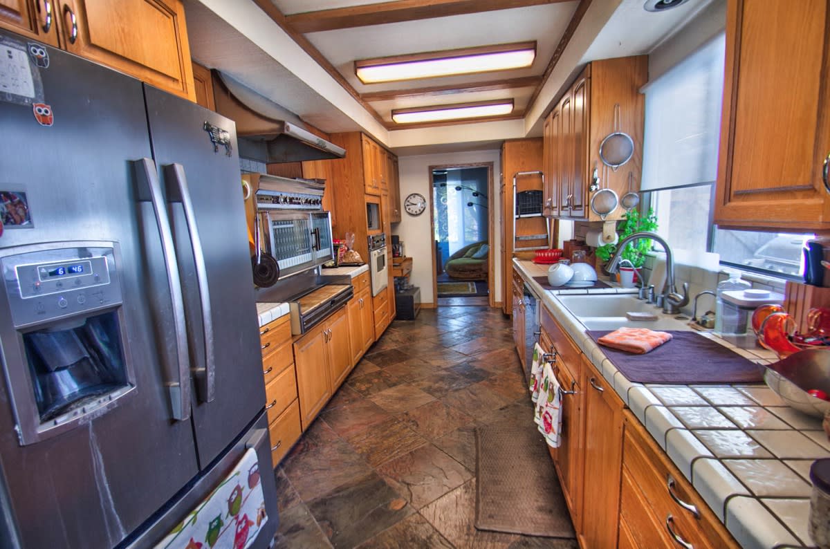 5752 Ranchito Ave Valley Glen, CA