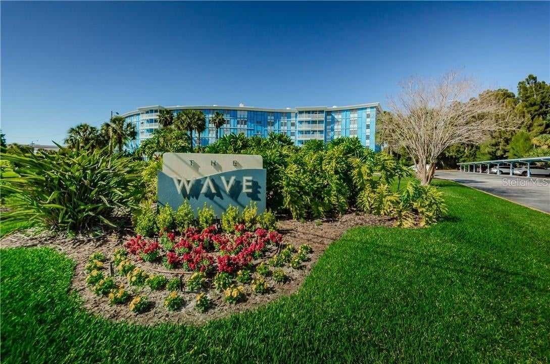 🏡🔒UNDER CONTRACT🔒🏡 3315 58TH AVE S, #213, ST PETERSBURG, FL 33712