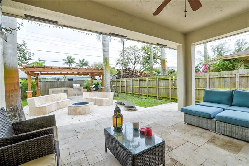 1496 SW 29th Ter