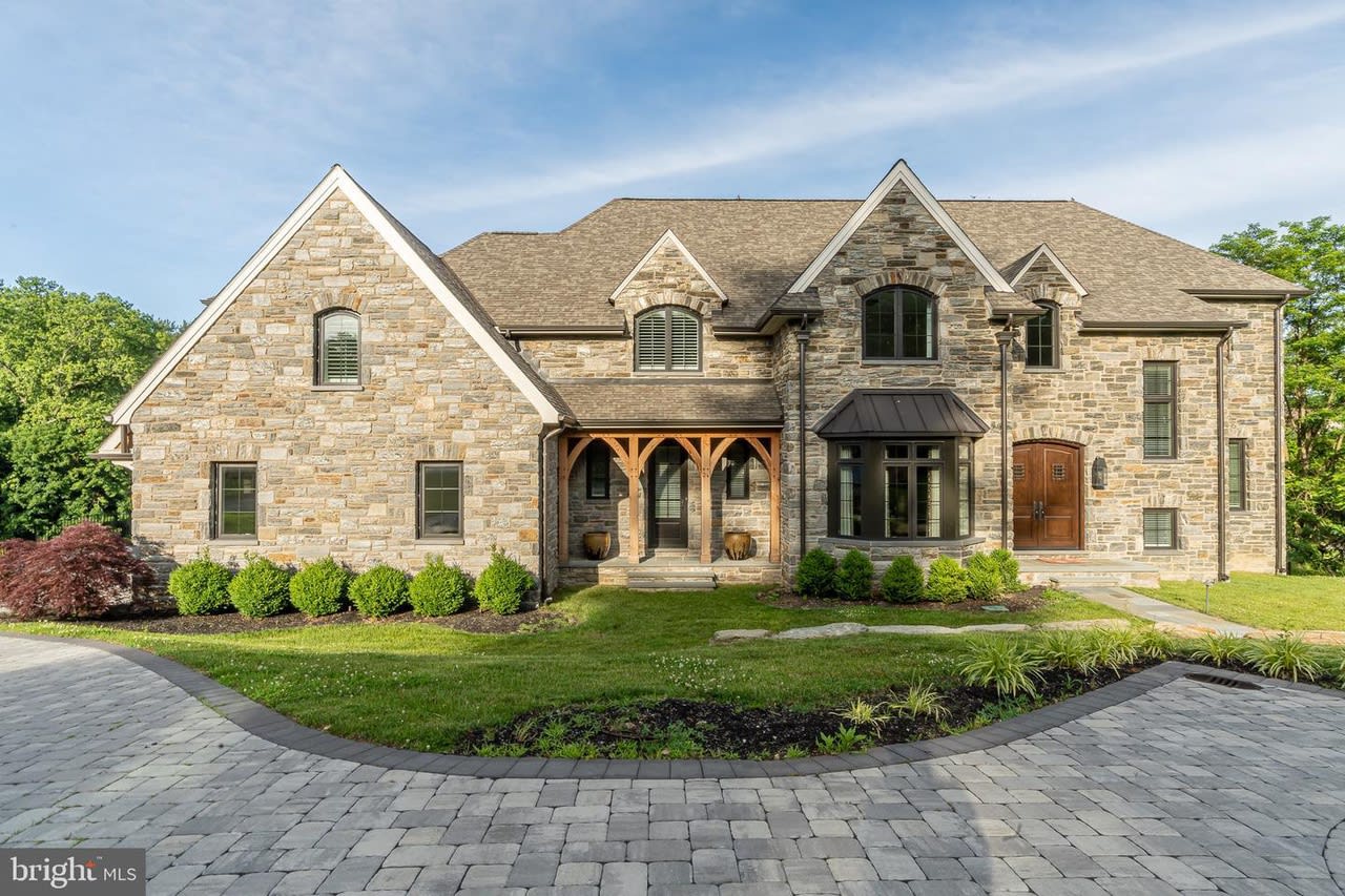 1309 Summer Hill Ln