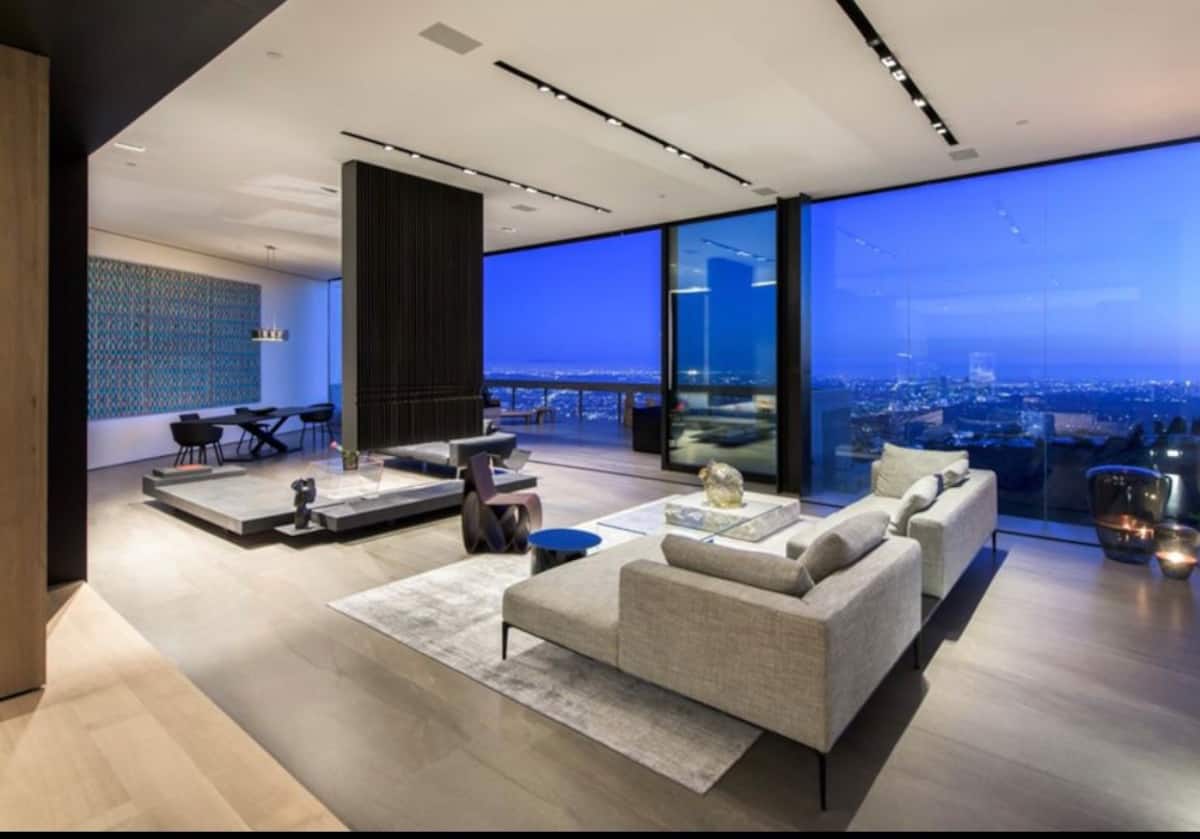 Radiant Opulent