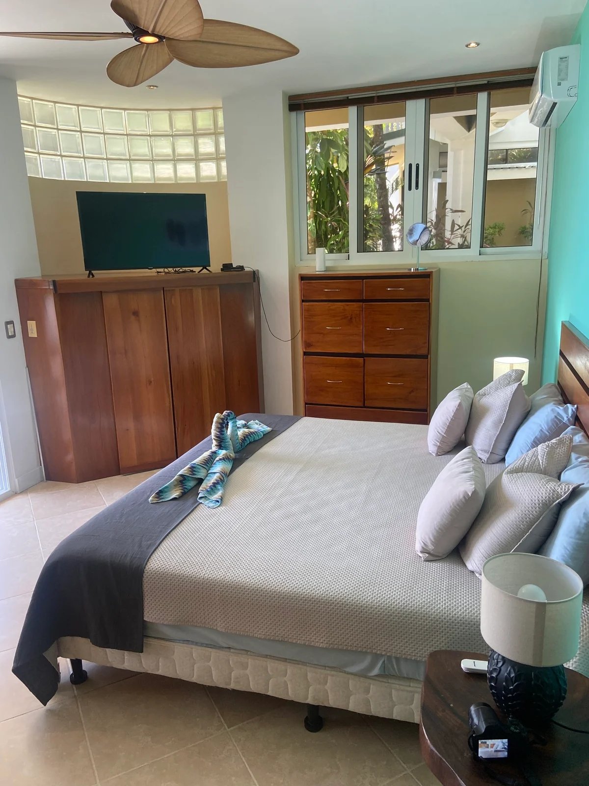 Gated Multi Unit Rental Estate, Manuel Antonio, Puntarenas
