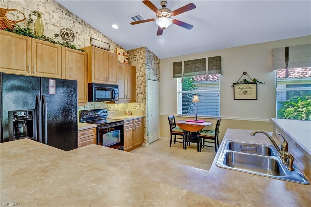 9294 Springview Loop
