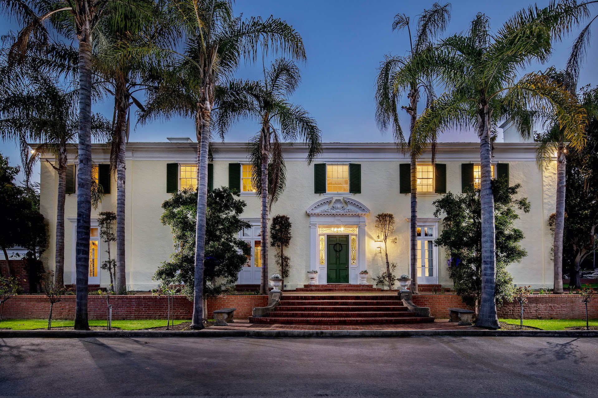 The Monterey Manor