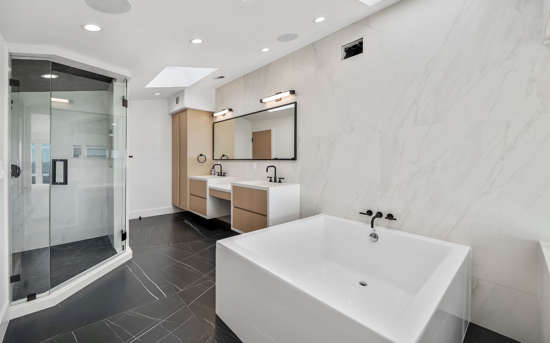 817 Ocean Drive