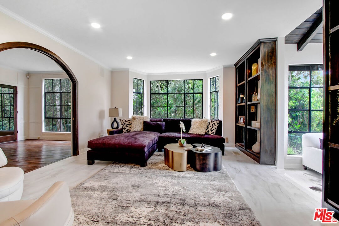 Summit Opulent
