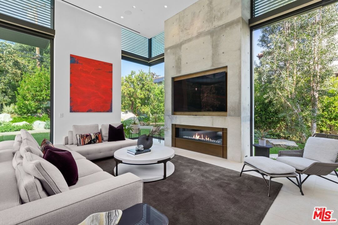 Luxe Estate