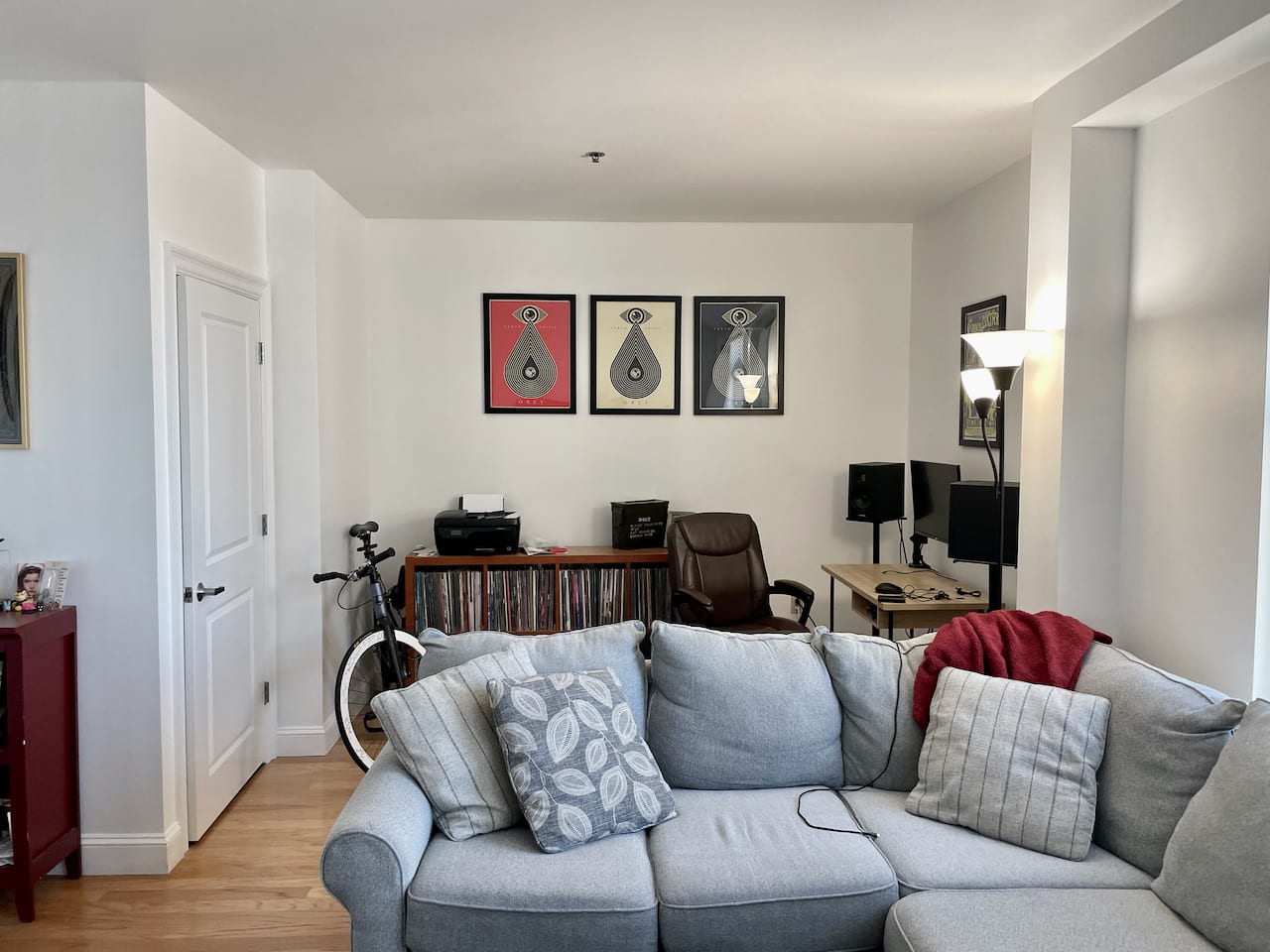 Washington Street 1 Bed 1 Bath - Renovated W. Garage Parking (INCLUDED), Central Air and Common Outdoor Space! 