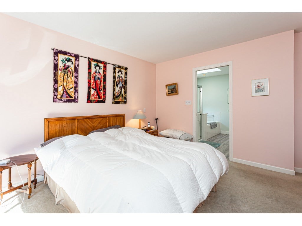 8168 154 St