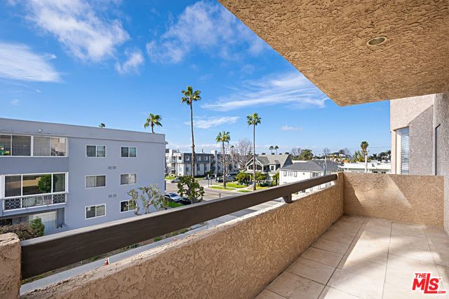 1230 E Ocean Blvd., #601