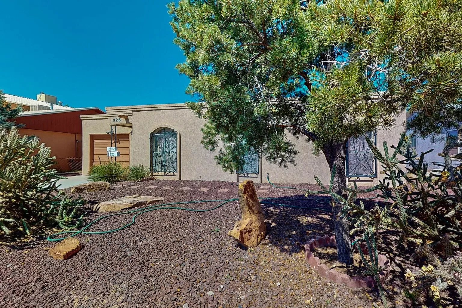 325 Judith Ln SW