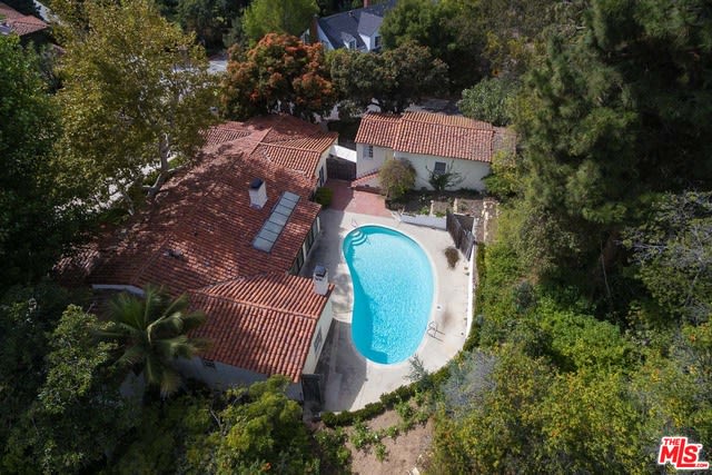 982 Stone Canyon Rd