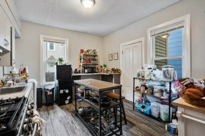 4 Cherokee St