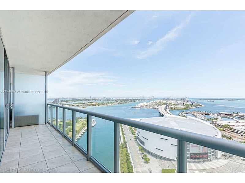 888 BISCAYNE BL Unit: 2905