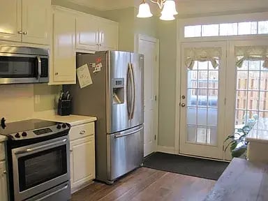 506 Laniers Way