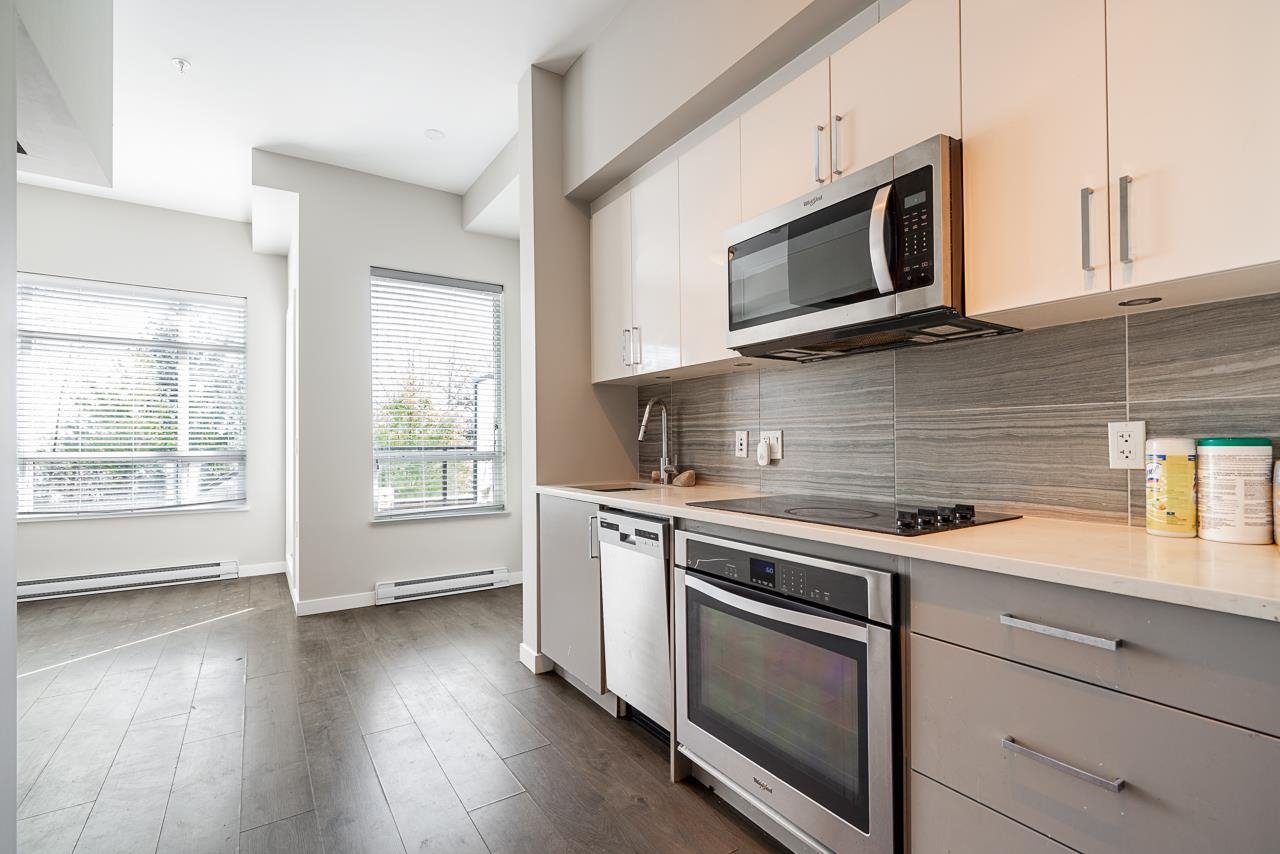 F104-20211 66 Ave