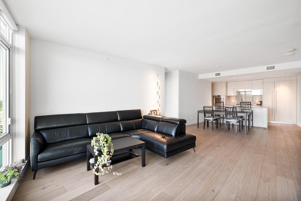 1207-210 Salter Street, New Westminster