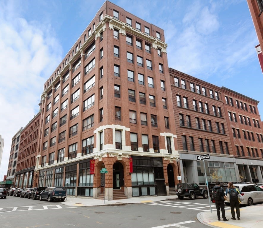121 Beach St, #102