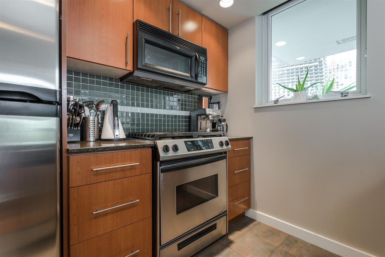 806-550 Pacific Street, Vancouver