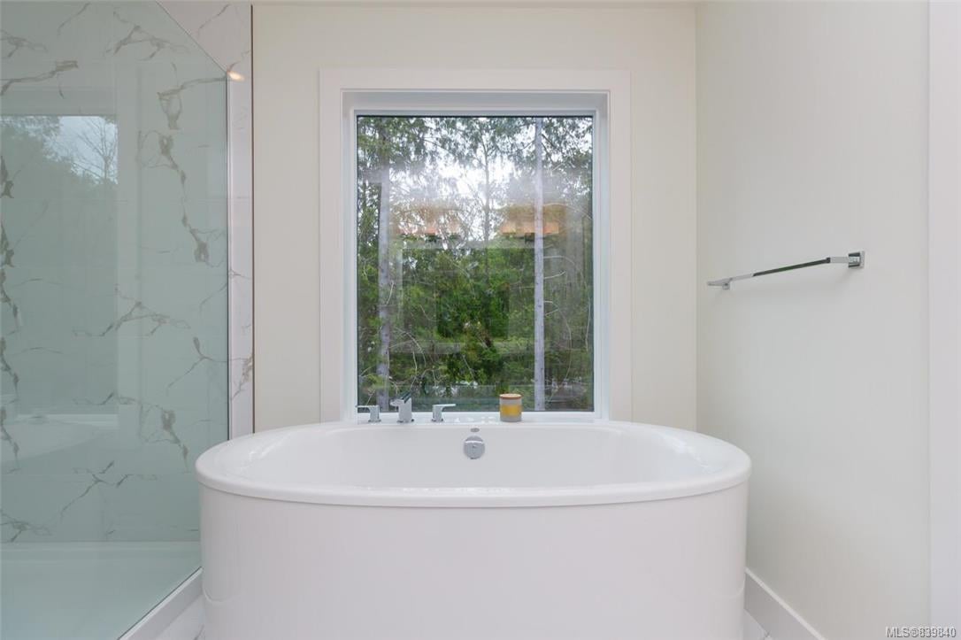 3516 Paperbark Cres