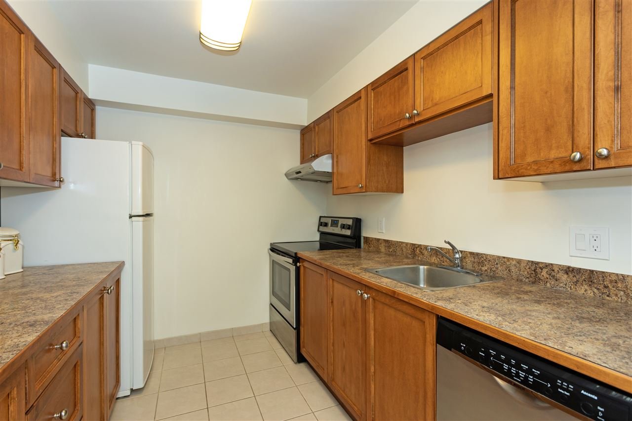 201-1340 Duchess Ave