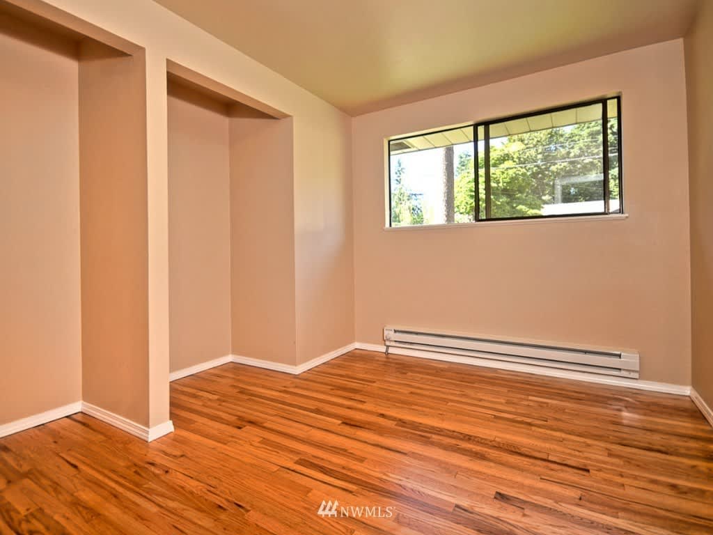 10602 243rd Pl SW