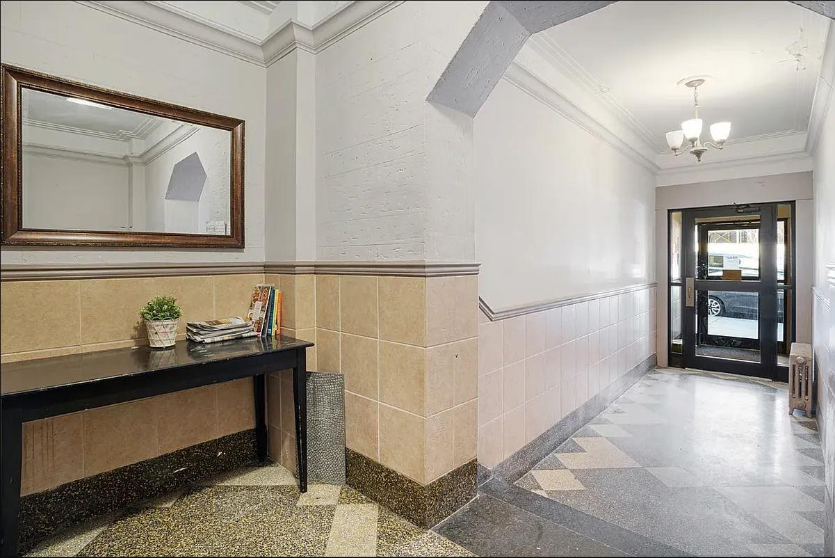 102 West 79th Street, Apt 5-C