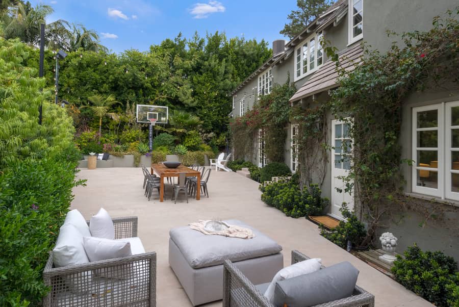 1423 N Doheny