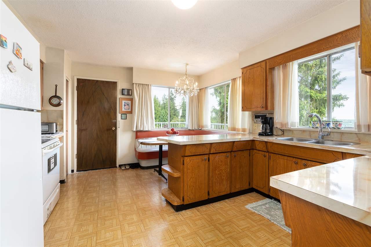 1143 Dansey Avenue, Coquitlam