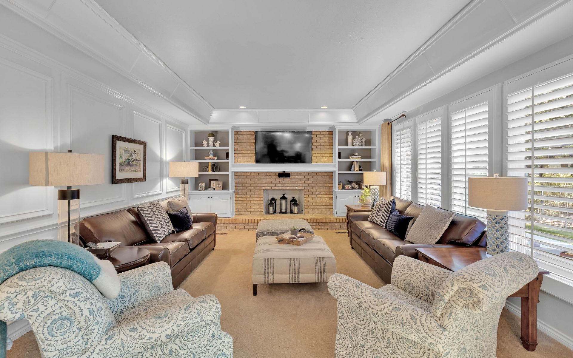 5436 E Links Circle