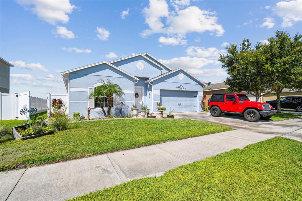 3154 Queen Alexandria Dr