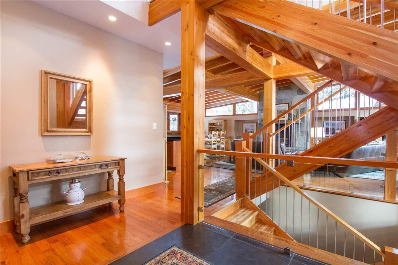 8628 Driftwood Close