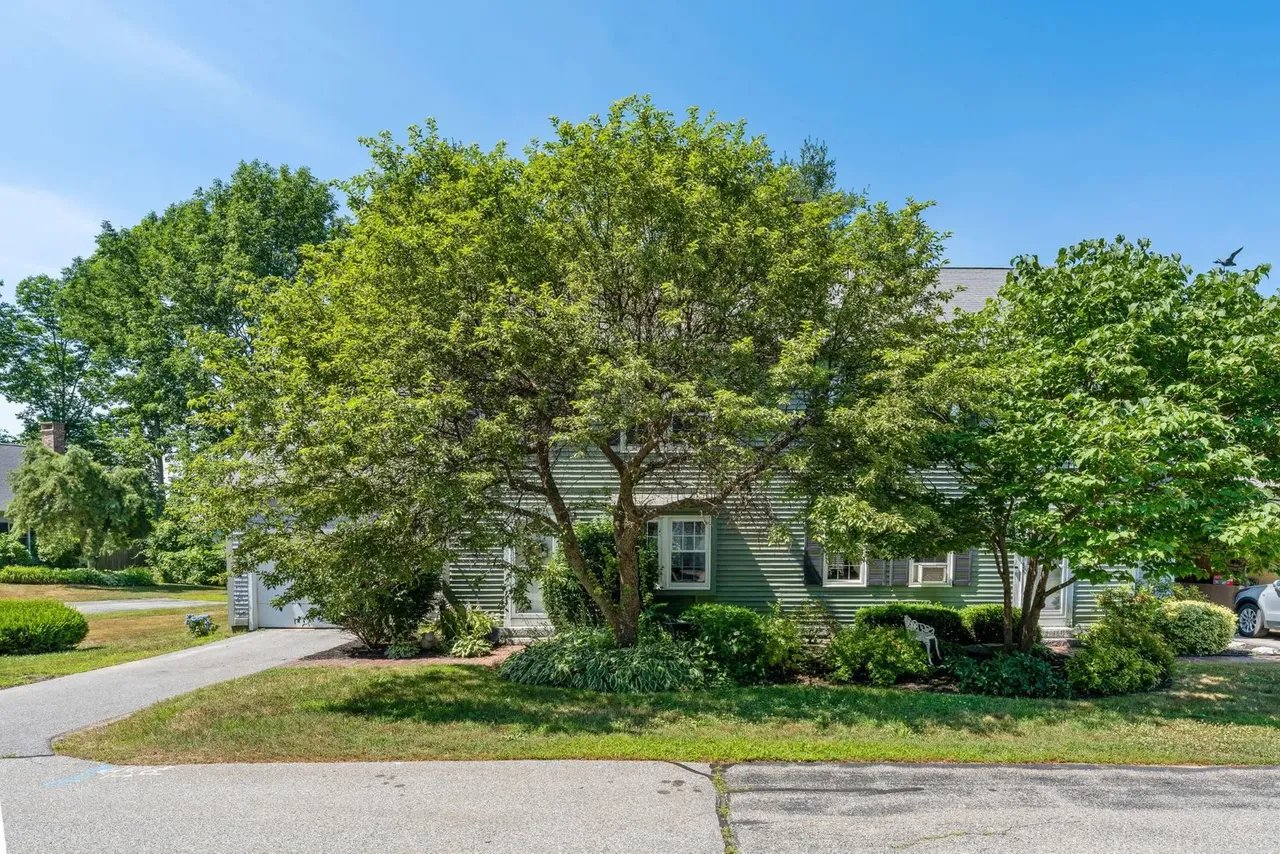 New Listing! 31 Wisteria Way, 31, South Portland, ME 04106 – $469,900