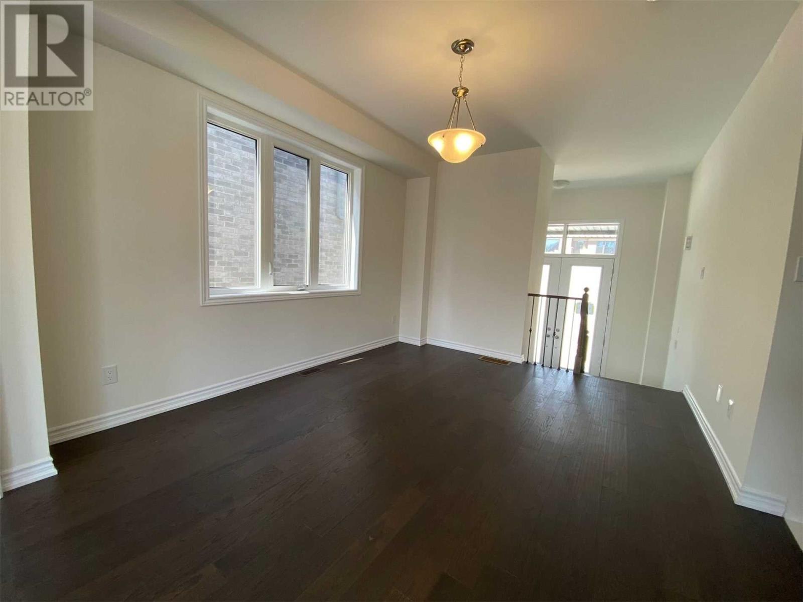 13 Simona Ave